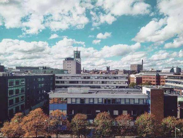 英国留学会计与金融Top-up专业大学推荐